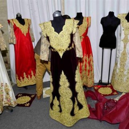 ملابس نسائية